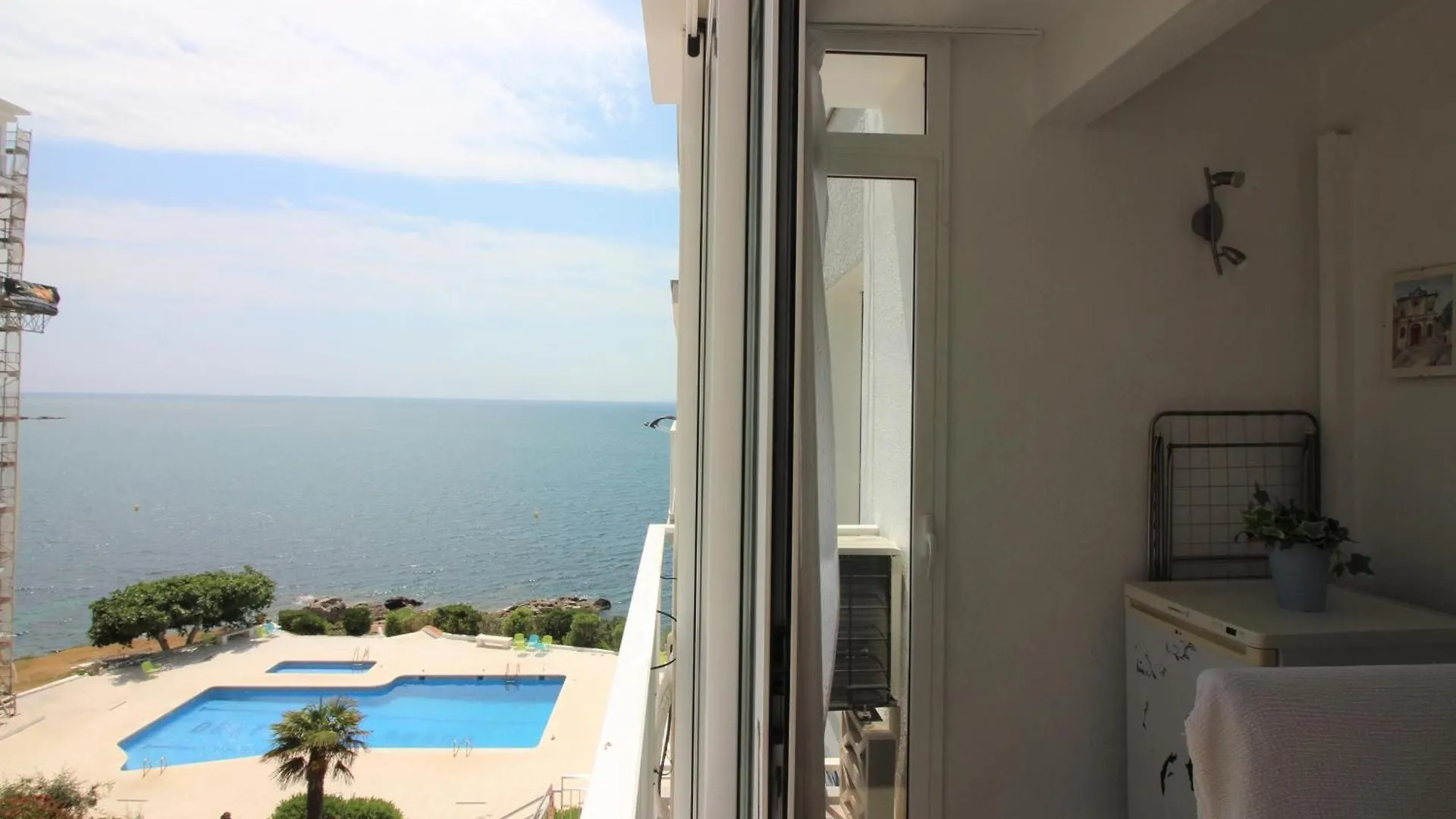 Blaumar 5F - Apartamento Con Vistas Al Mar Y Piscina Comunitaria - Es-228-152 Roses Apartment