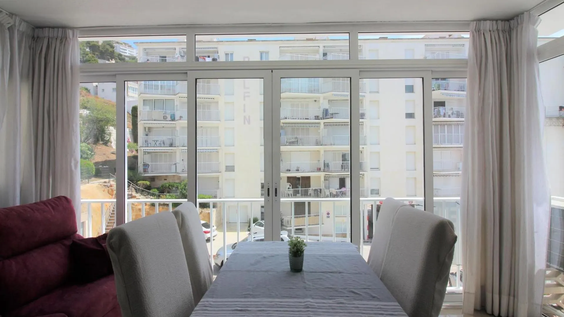 Blaumar 5F - Apartamento Con Vistas Al Mar Y Piscina Comunitaria - Es-228-152 Roses
