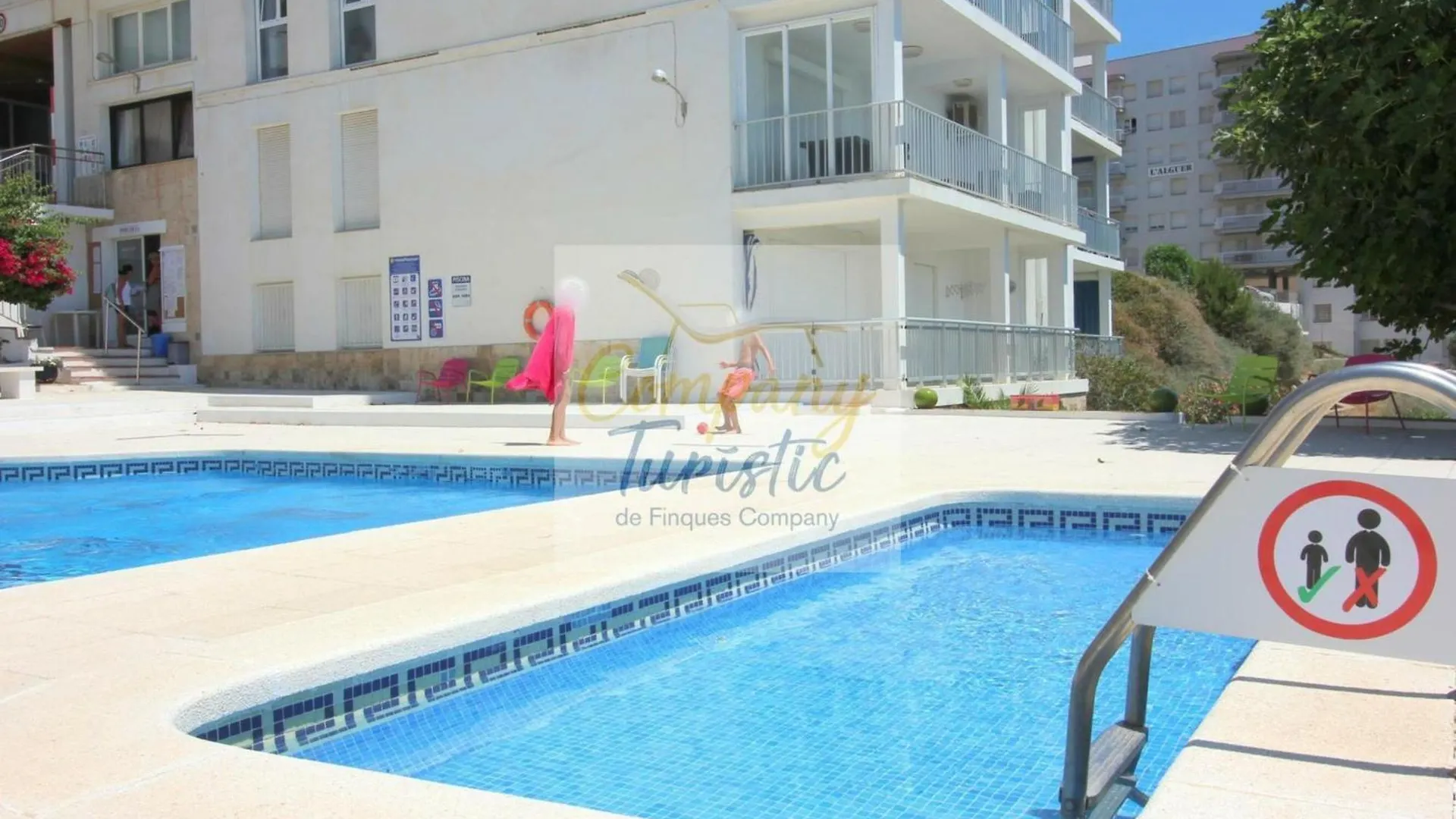 Blaumar 5F - Apartamento Con Vistas Al Mar Y Piscina Comunitaria - Es-228-152 Roses